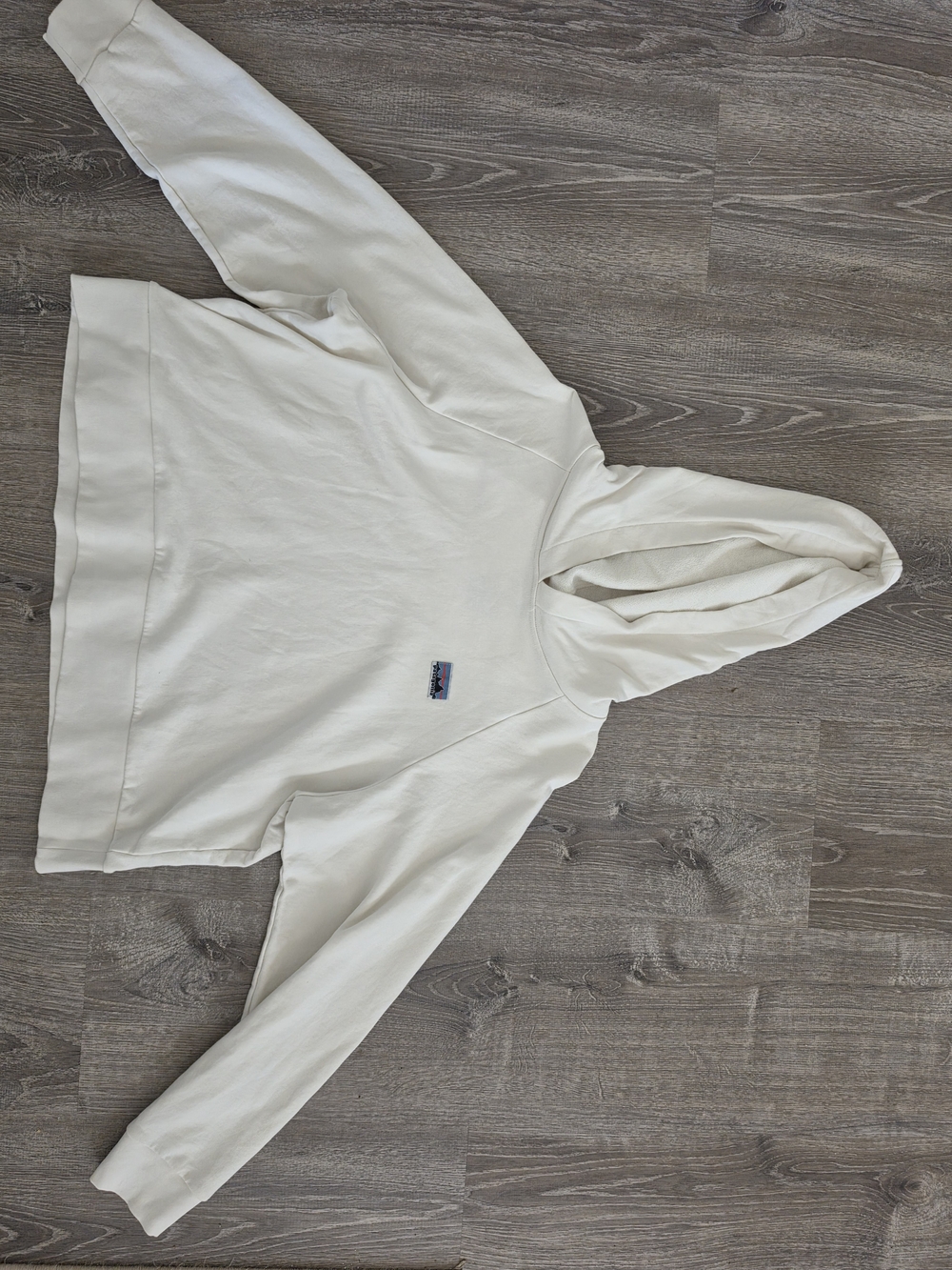 Patagonia Cream Hoodie with Logo Patch - Picture 3 of 4